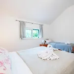 Azzurro- One Bedroom With Terrace And Hot Tub Apartmán *
