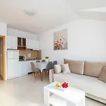 Azzurro- One Bedroom With Terrace And Hot Tub *