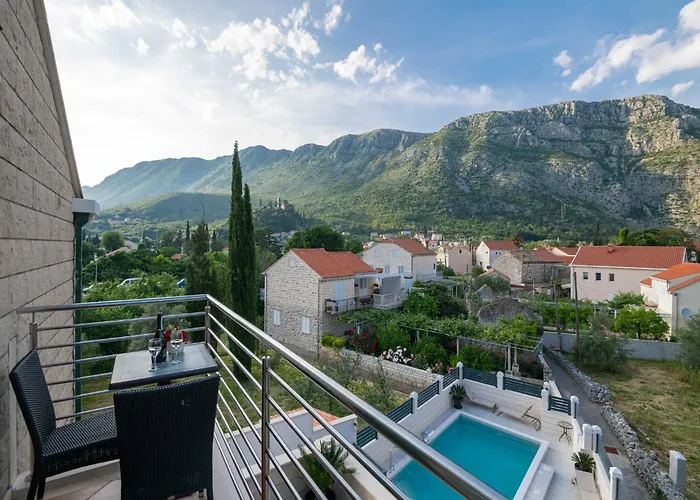 Apartman Azzurro- One Bedroom With Terrace And Hot Tub