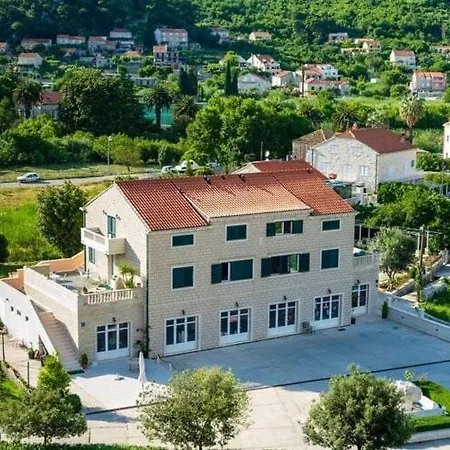 Azzurro- One Bedroom With Terrace And Hot Tub Apartamento Komolac