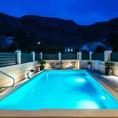 Azzurro- One Bedroom With Terrace And Hot Tub