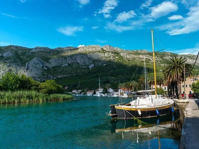 דירה Azzurro- One Bedroom With Terrace And Hot Tub