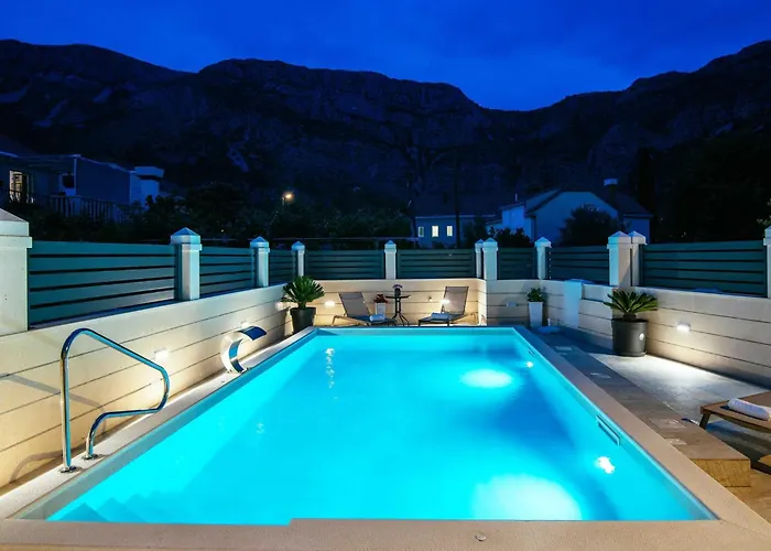 Azzurro- One Bedroom With Terrace And Hot Tub