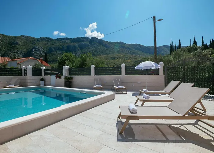 Azzurro- One Bedroom With Terrace And Hot Tub *