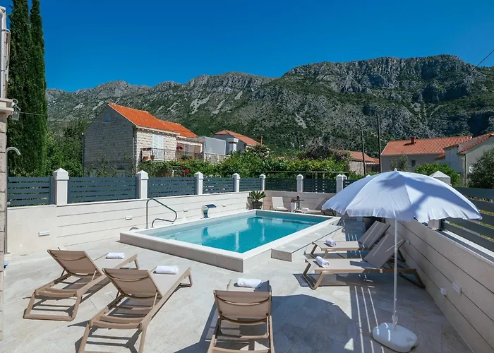 Azzurro- One Bedroom With Terrace And Hot Tub * Komolac